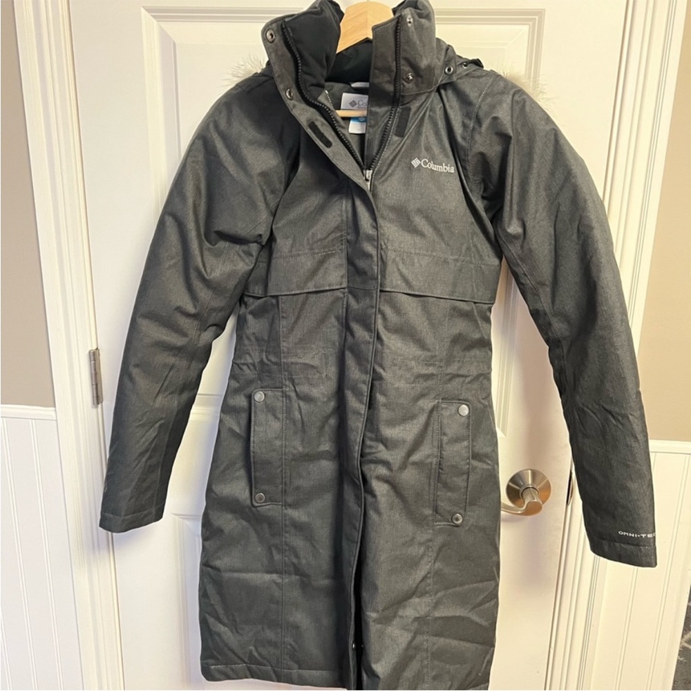 Columbia Women's Apres Arson Winter
Long Down Jacket -worn once